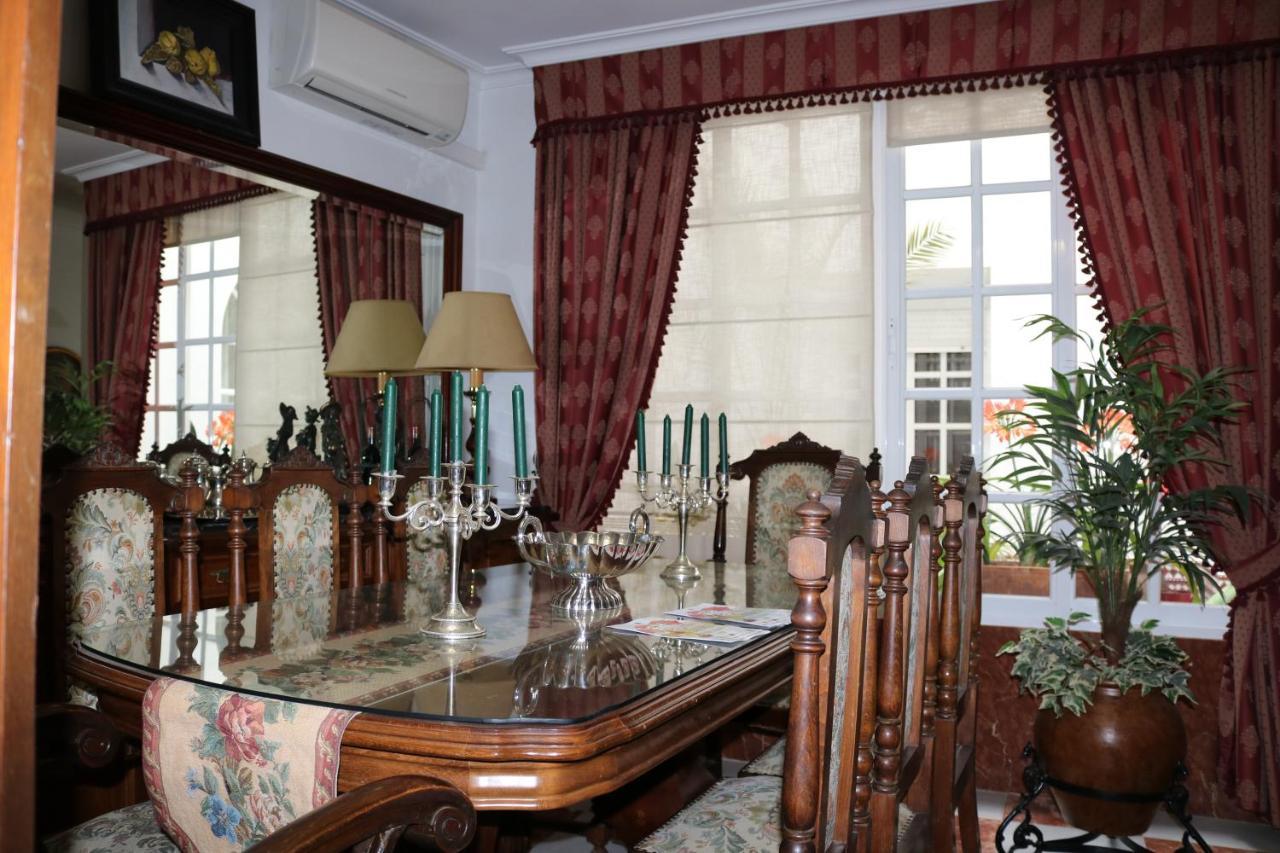 Bed and Breakfast Boutique house LujoPobre à Montilla Extérieur photo